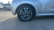 Toyota Yaris 1.5 Hybrid Design 5dr CVT Hybrid Hatchback